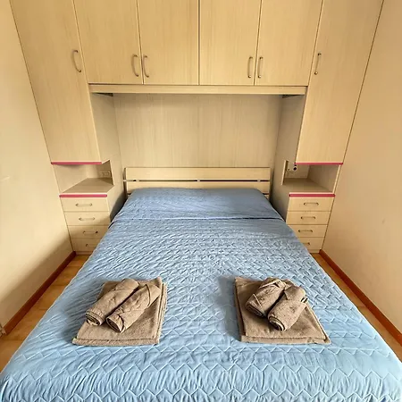 Grazioso N 66 A A 100 Mt Dal Mare Apartment