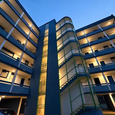Apartamento Grazioso N 66 A A 100 Mt Dal Mare *